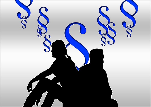 silhouette of couple probably contemplating divorce